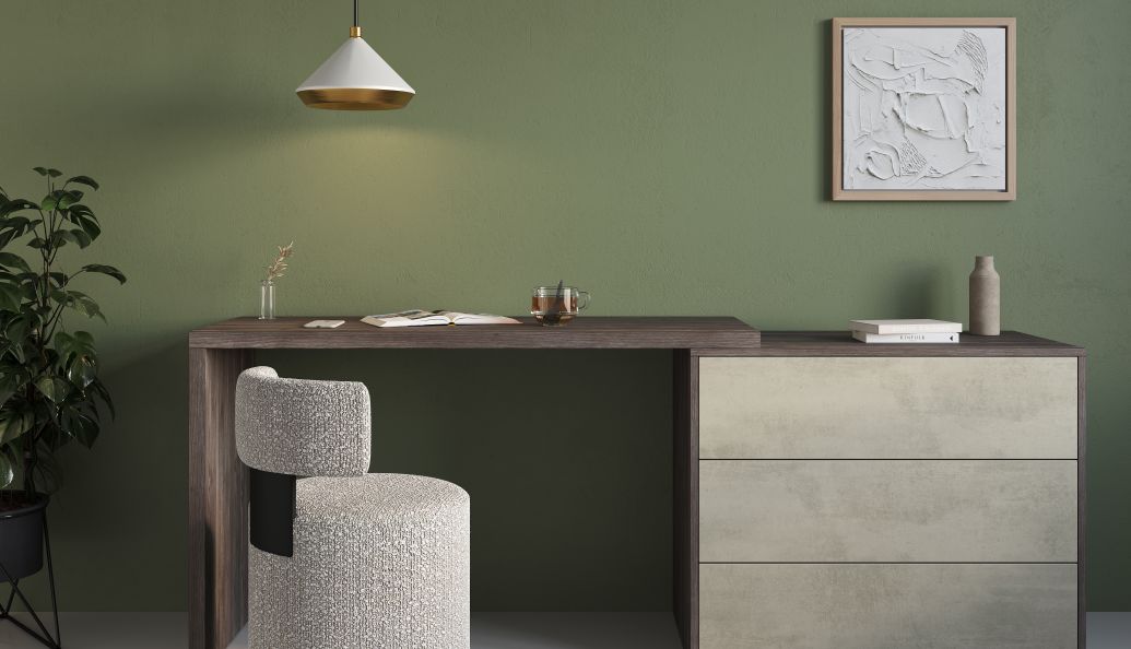 В интерьере